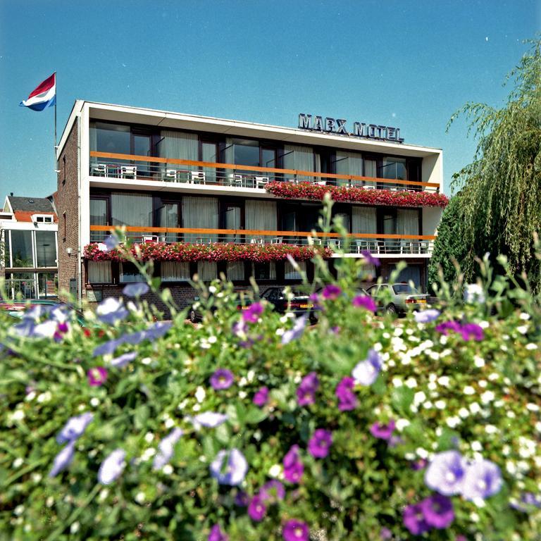 Apart-hotel Marx *